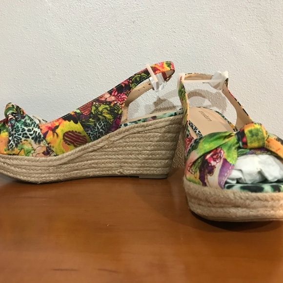 DressBarn Tropical Wedges - Picture 4 of 8
